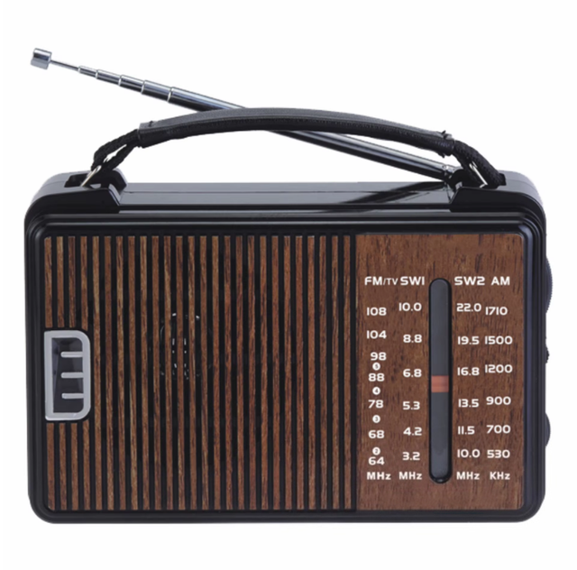 Manufacturer Selling Vintage Multi-band Tunable Radio with Built-in Transformer DC Charging