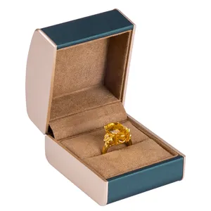 Scatola di imballaggio di gioielli con Logo in metallo personalizzato scatola di imballaggio di lusso scatola di gioielli Low Moq di alta qualità