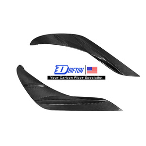 Embellecedor de puerta lateral de fibra de carbono seco estilo TR para Toyota GR Supra MK5 - Product Image 1