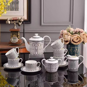 Best Selling 58pcs European Luxury Ceramic Dinner <b>Set</b> Customizable Gold Rim Flower Porcelain Bowls Plates <b>for</b> Hotels Restaurants - Product Image 2