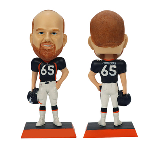 Figura de acción de personas famosas hechas a mano, regalo de recuerdo promocional, decoración de cabeza de Bobble para tablero hecho a medida - Product Image 1
