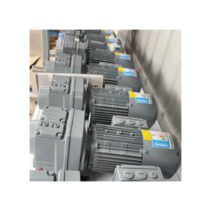 มอเตอร์เกียร์แบบเฮลิคอลรุ่นดั้งเดิม R47 DT80N4/BMG กำลัง 0.75 กิโลวัตต์ แบบติดตั้งบนฐาน สำหรับอุตสาหกรรม - Product Image 1