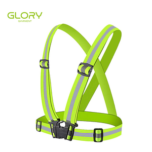 <span class=keywords><strong>Gilet</strong></span> de sécurité réglable pour la course à pied, ceinture réfléchissante pour vélo, <span class=keywords><strong>gilet</strong></span> réfléchissant pour la marche nocturne, <span class=keywords><strong>gilet</strong></span> à bandes réfléchissantes pour les coureurs - Product Image 1