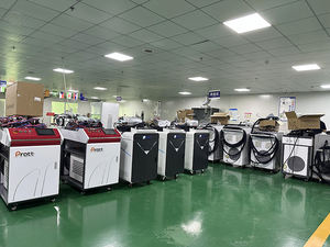 4 in 1 เลเซอร์ทําความสะอาดเครื่องเชื่อมเครื่องตัด 1000w 1500w 2000w 2500w 3000w มือถือเลเซอร์คุณภาพสูง - Product Image 6