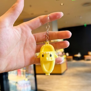 Llavero de animal de dibujos animados lindo, <span class=keywords><strong>mini</strong></span> colgante 3D con forma de sandalia deslizante de pato y ballena, llavero kawaii para bolso y mochila - Product Image 5