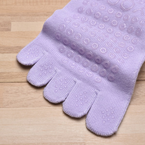 Chaussettes à cinq doigts pour femmes toutes saisons, en matériau respirant, avec bordure à volants, dos <span class=keywords><strong>exposé</strong></span> et technologie antidérapante à grille dense - Product Image 4