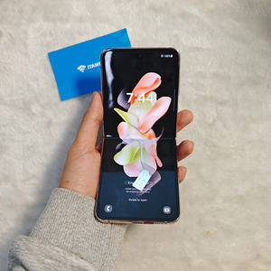 Venta al por mayor usado para <span class=keywords><strong>Galaxy</strong></span> <span class=keywords><strong>Z</strong></span> Flip <span class=keywords><strong>4</strong></span> Teléfono plegable 128GB <span class=keywords><strong>256GB</strong></span> 5G Precio global Segunda mano Reacondicionado Estado Venta de teléfono móvil - Product Image 3