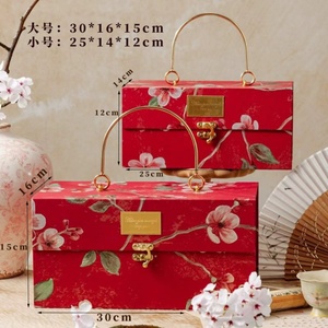 Vela de Regalo para Dama de Honor o Cumpleaños, Portátil, con Diseño Floral Chapado en Oro, Rígida, de Alta Gama, Ecológica, con Impresión UV - Product Image 6