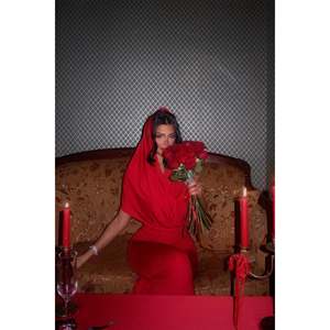 Robe longue en satin rouge corail, style vintage chic, robe de bal, sequins, fleurs, appliques, style de soirée formel, manches trois-quarts, taille XL - Product Image 4