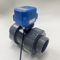 Vanne à boisseau sphérique électrique en PVC/UPVC DN50 2 pouces à double union motorisée DC12V/24V AC220V personnalisable OEM pour le traitement de l'eau