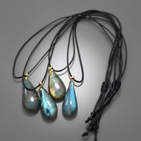 Collier pendentif goutte d'eau en pierre brute de labradorite naturelle, bijou en cristal irrégulier de pierre de lune bleue