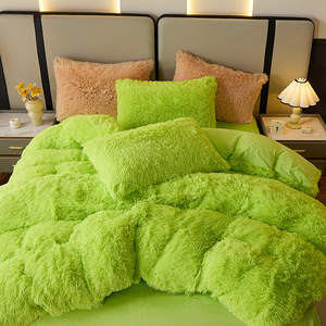 Juego de Edredón de Diseño en Degradado de Color, de Lujo, 4 Piezas, Grueso, Protector, Cálido, de Terciopelo Coral para Invierno, Sábanas y Ropa de Cama - Product Image 4