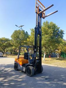 รถยกนำเข้า TCM 3 ตัน แบบถ่วงน้ำหนัก พร้อมมอเตอร์เกียร์บ็อกซ์ โครงสร้างเหล็กคุณภาพสูง แข็งแรง ทนทาน ใช้งานได้ยาวนาน - Product Image 3