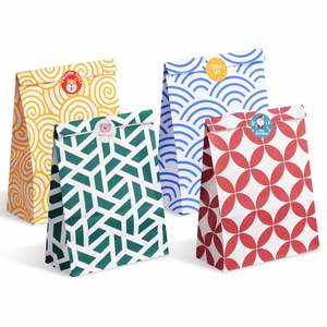 Sacs cadeaux en kraft écologiques imprimés clairs, classiques, durables, à motif personnalisable, avec poignée de longueur de main, autocollants recyclables - Product Image 1