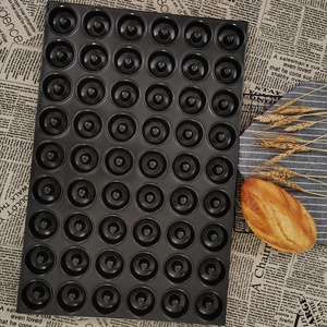 תבנית אפייה תעשייתית נון-סטיק למאפים קטנים, דונאטס, לחמניות מתוקות, בהתאמה אישית - Product Image 2