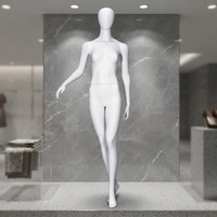 Mannequin intégral en FRP blanc cassé avec tête pour l'affichage de robes de mariée, idéal pour les vitrines de magasins de vêtements de marque