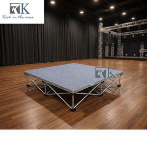 Plateforme de scène à installation par clés hexagonales avec rehausseur en aluminium et finition moquettée - Product Image 1