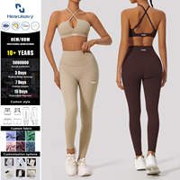 Set Yoga 2 Potong Wanita, Bra Olahraga Tali Halter, Legging Pinggang Tinggi Model Scrunch Butt, Cepat Kering, Cetak Transfer Panas di Bagian Depan