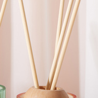 Couvercle de bouteille de diffuseur de roseau de parfum naturel en forme de boule personnalisé écologique en bois de hêtre couronne