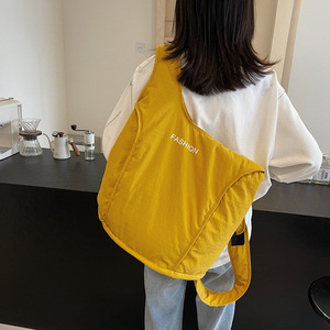 Sac à dos décontracté léger pour femme, idéal pour les étudiants et le sport, en polyester, nouvelle collection 2025 - Product Image 3