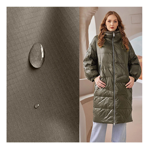 240T <span class=keywords><strong>260T</strong></span> 300T Xuống Áo Khoác Vải Ripstop Lông Cừu Bằng Chứng <span class=keywords><strong>Polyester</strong></span> Loại Tơ Sống Vải Tpu Nhiều Lớp Waterpr Vải - Product Image 1