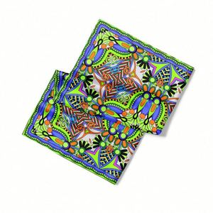 Écharpes personnalisées sur mesure avec livraison rapide pour commandes urgentes, impression d'écharpes personnalisées pour lancement de produits et collections saisonnières - Product Image 3