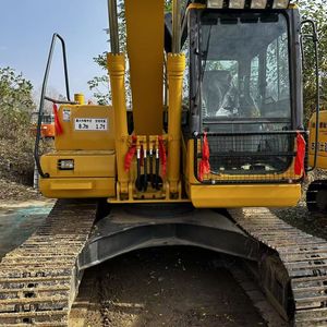 Excavatrice sur chenilles d'occasion Komatsu PC130, inspectée, 13 tonnes, marque japonaise, faible nombre d'heures, moteur, boîte de vitesses, pompe, PLC, modèle 2022, excellent état - Product Image 4