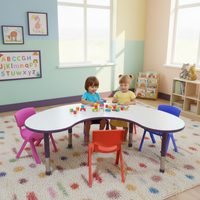 Ensemble table et chaises modernes durables en forme de lune colorées à hauteur réglable pour enfants de maternelle