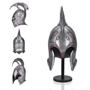 Réplica <span class=keywords><strong>de</strong></span> Accesorio <span class=keywords><strong>de</strong></span> El <span class=keywords><strong>Señor</strong></span> <span class=keywords><strong>de</strong></span> <span class=keywords><strong>los</strong></span> <span class=keywords><strong>Anillos</strong></span> y El Hobbit, Casco <span class=keywords><strong>de</strong></span> Soldado Élfico <span class=keywords><strong>de</strong></span> Poliresina y Fibra <span class=keywords><strong>de</strong></span> Vidrio, Casco Élfico <span class=keywords><strong>de</strong></span> Rivendell con Exhibición <span class=keywords><strong>de</strong></span> Madera - Product Image 1