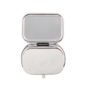 Boîte à pilules en métal or rose avec logo personnalisé, pavée de cristaux étincelants, super mini, étui à bijoux de poche pour usage quotidien, vente en gros - Product Image 3