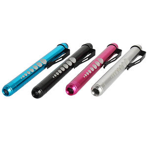 Lampe <span class=keywords><strong>stylo</strong></span> LED multifonctionnelle en alliage d'aluminium pour examen médical des pupilles et buccales, alimentée par 2 piles AAA, personnalisable avec LOGO, pour fabricants OEM - Product Image 1