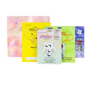 Sac en aluminium à fermeture éclair <span class=keywords><strong>Animle</strong></span> avec logo imprimé personnalisé Jeu de cartes pour animaux de compagnie Jeu de cartes à collectionner Sac d'emballage thermoscellé pour jouet Sac aveugle - Product Image 3