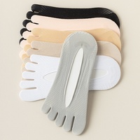 Chaussettes invisibles pour femmes, fines, respirantes, en maille, antidérapantes, à cinq doigts, pour chaussures plates