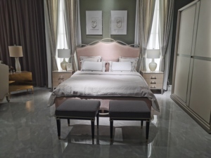 Meubles classiques français de luxe faits à la main en velours rose champagne or cadre en bois fille dame fille ensemble de chambre à coucher - Product Image 3