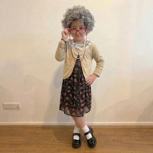 Disfraz de abuela para niños, disfraz de Halloween para actuación escolar, vestido con peluca y gafas, talla 4-8 años - Product Image 1