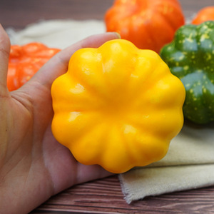 Nouvelle Simulation de Citrouille 2026 avec Modèle de Citrouille en Mousse Jaune Haute Fidélité pour Décoration d'Armoire Domestique - Product Image 3