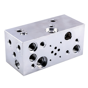 Desain blok katup hidrolik kustom saluran mesin CNC seimbang tekanan aliran tinggi untuk sistem kontrol utama ekskavator - Product Image 5