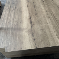 Panneau MDF mélaminé direct usine, couleur personnalisable, densité stable, pour la production de placards et de meubles d'intérieur