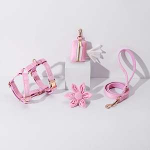 Luxury Velvet Pet Harness Set Hunde halsbänder im Custom Design mit gepolstertem Funktions knopf Verschluss typ Inklusive Fliege Poo Bag Holder - Product Image 2