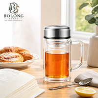 Bouteille en verre à double paroi cylindrique de 350 ml (11,8 oz) avec infuseur et couvercle en acier inoxydable, réutilisable, personnalisable avec logo, vente en gros (100 pièces)