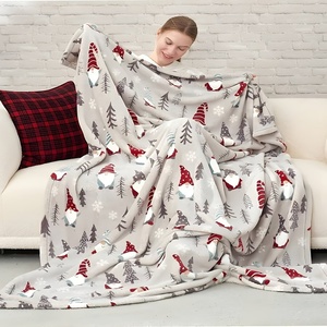Couverture rectangulaire en peluche Raschel à imprimé gnome de Noël, anti-boulochage, douillette et chaude pour la maison en hiver - Product Image 1