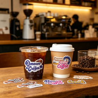 Autocollants et étiquettes personnalisés en papier adhésif pour gobelets à café, emballage imperméable pour gobelets de café et marquage alimentaire à emporter