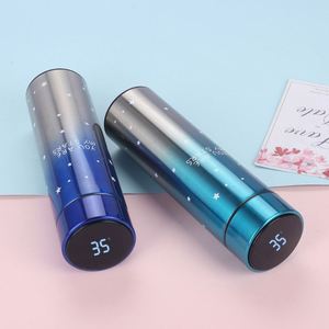 Bouteille d'eau intelligente avec rappel de consommation, affichage LED de la température et couvercle isotherme sous vide - Product Image 2