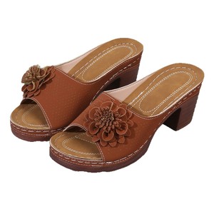 รองเท้าส้นสูงแบบเปิดนิ้วเท้าแฟชั่นประดับดอกไม้ ส้นหนา สายคาดเส้นเดียว สำหรับผู้หญิง ไซส์ 43 รุ่นใหม่รับซัมเมอร์ - Product Image 5