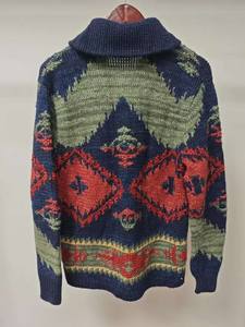 Cárdigan de Punto Informal con Cuello Chal de Inspiración Vintage, Patrón Geométrico Multicolor, Cierre con Botones, Antiarrugas - Product Image 2