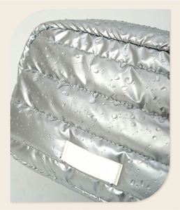Sac de maquillage simple, esthétique haut de gamme, grande capacité, organisateur de cosmétiques portable, vente en gros, sac de toilette nuage pour voyage - Product Image 5