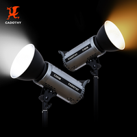 CADOTHY Modern Latest Custom-Made C200B 200W Luz de relleno profesional Bi-Color ajustable para eventos de transmisión en vivo luz en vivo