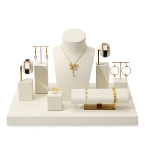 Présentoirs haut de gamme personnalisés pour bijoux, montres, bracelets, boucles d'oreilles, colliers, présentoirs beige pour bijoux - Product Image 5