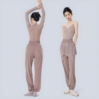 Pantalon de préchauffage de ballet pour femme adulte en nylon extensible dans les quatre sens, idéal pour la pratique de la danse et l'entraînement, favorisant la transpiration.