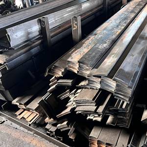 16*6000 מ "מ q195/q235/q215/Q235/Q345/20cr/40cr/20 קרמו פלדה פחמן ברזל שטוח ברזל במפעל סין - Product Image 3